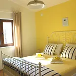 Holiday home Deni Roc
