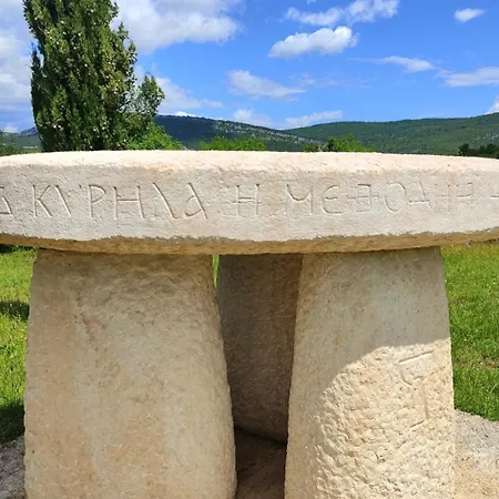 Deni Roč