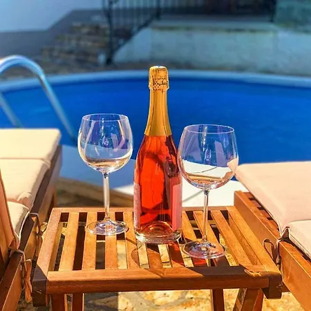 Deni Ferienhaus Roč