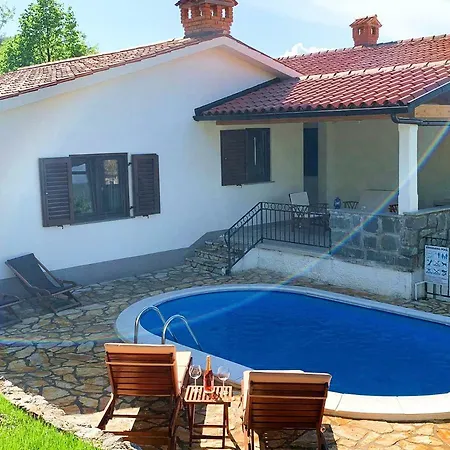 Deni Ferienhaus
